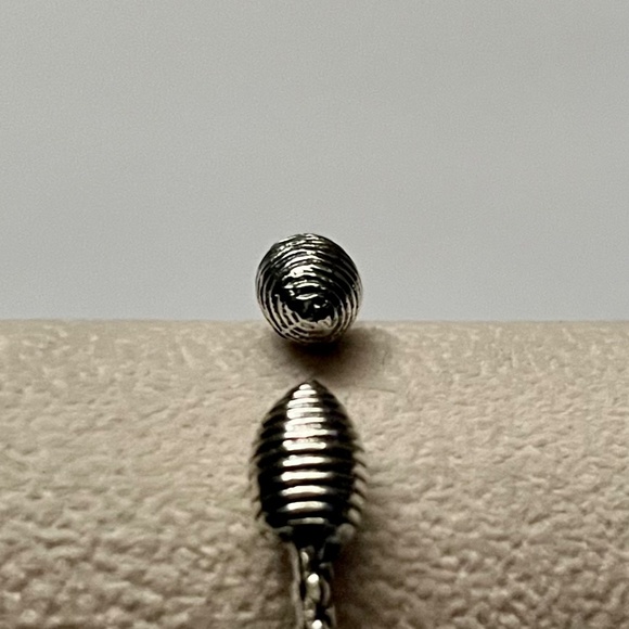 B004 | .925 Sterling Silver Woven Bangle Bracelet - Picture 4 of 6